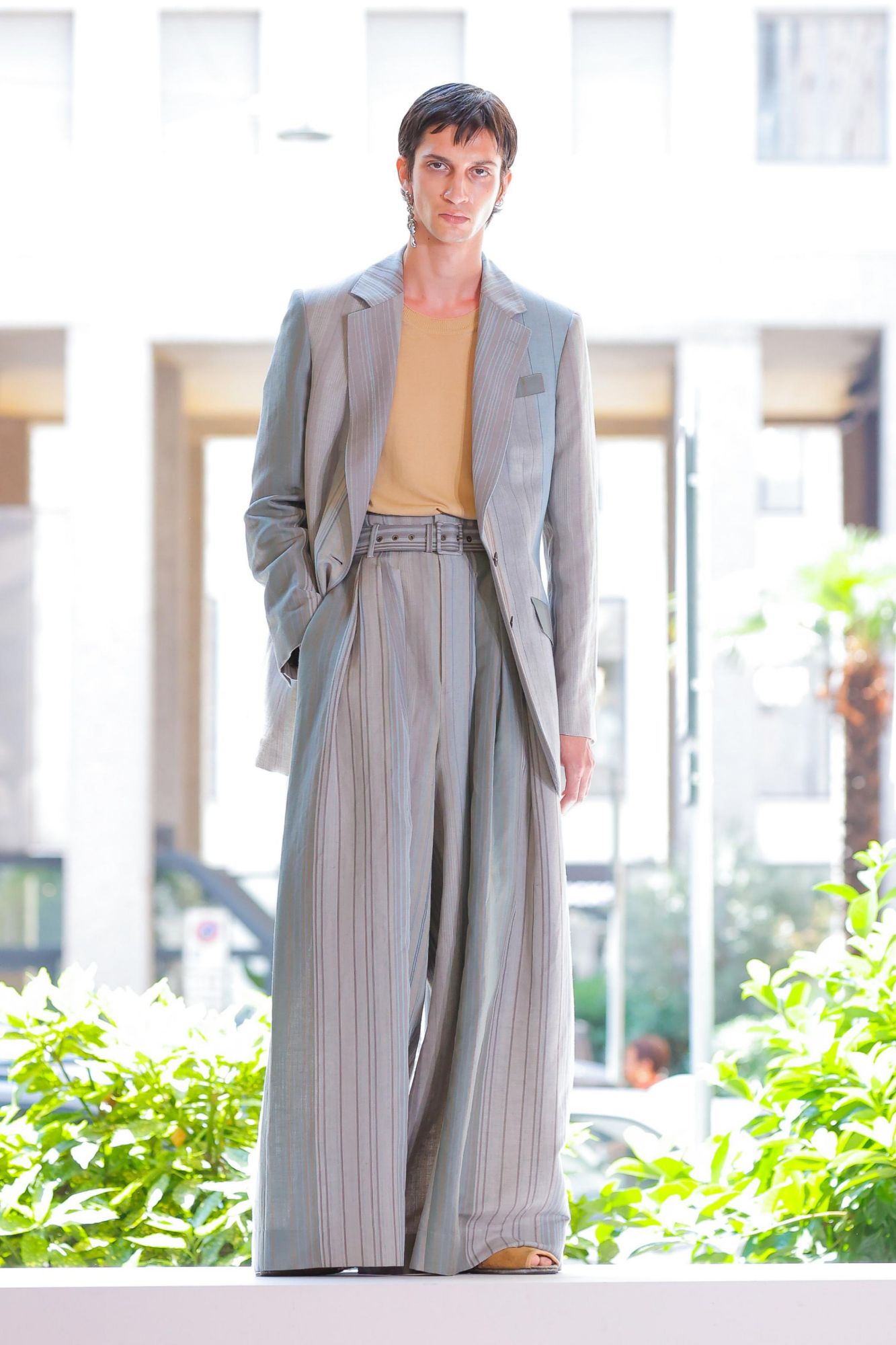 パンツ Vivienne Westwood MAN SPORTY FOLD BACK Vivienne Westwood MAN パンツ ヴィヴィアンウエストウッド