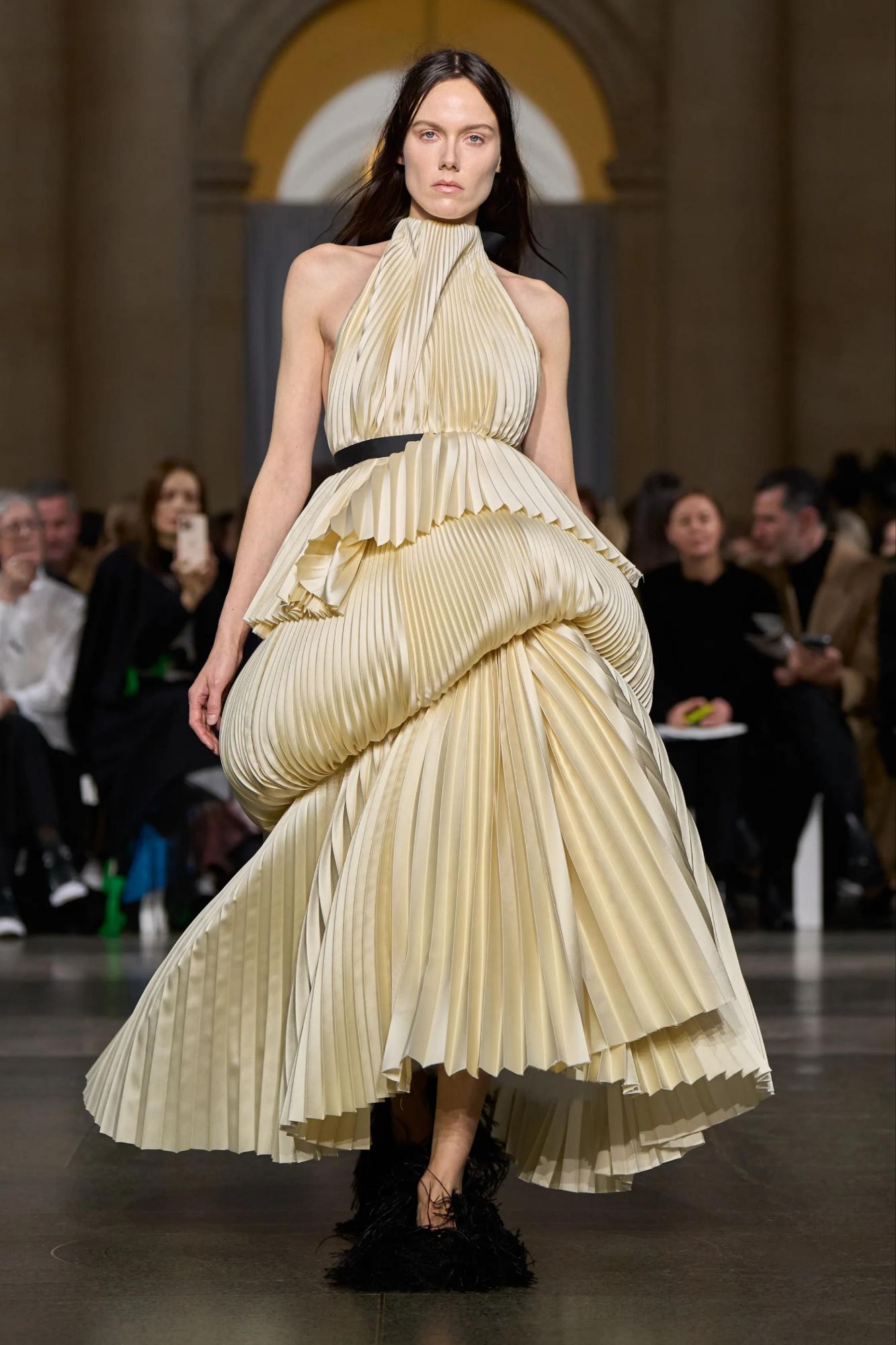 erdem-fall-winter-2026-at-london-fashion-week